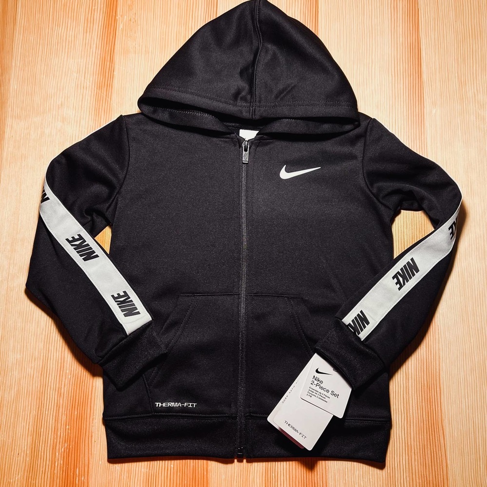 Nike Boys Therma Hoodie and Pants Set - Picture 3 of 7